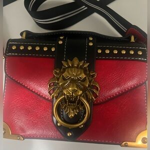 Bag with Lion Head